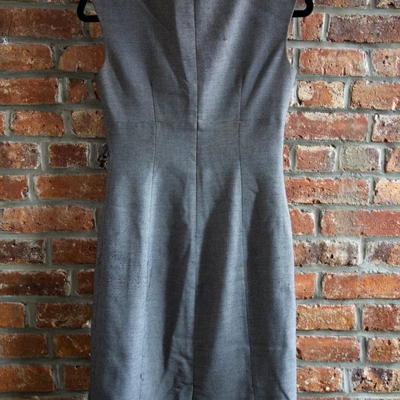 Calvin Klein Fitted and Textured Dress - Picture 5 of 6